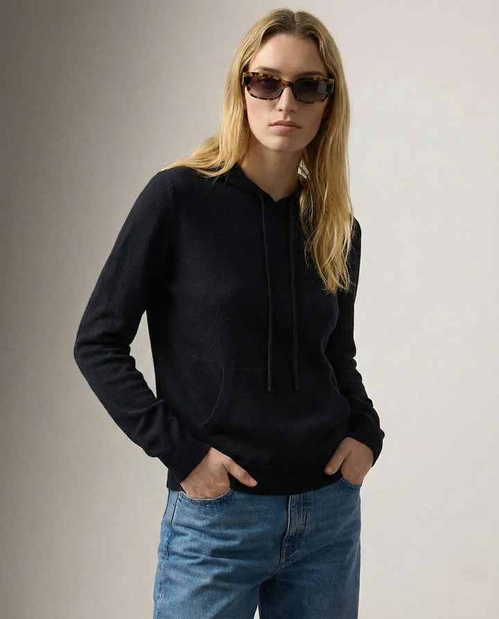 Daisy | Women's Downtown Classic Hoodie