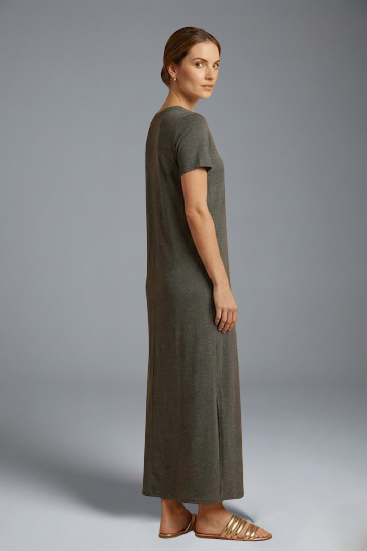 Sage | Women's Maxi Dress | Round Neck Flowing Skirt