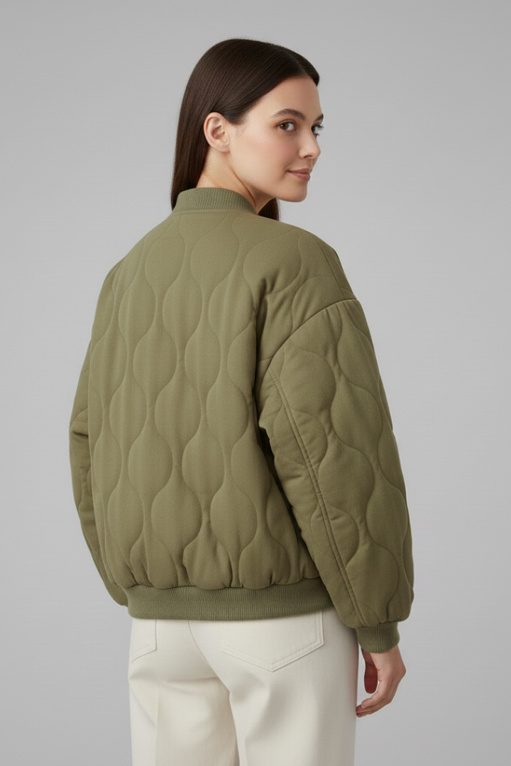 Unnur | Women's Oversized Quilted Jacket | Snap Closure