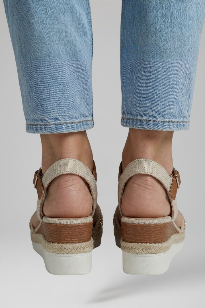 Wren | Women's Sandals | Adjustable Straps Cushioned Footbed