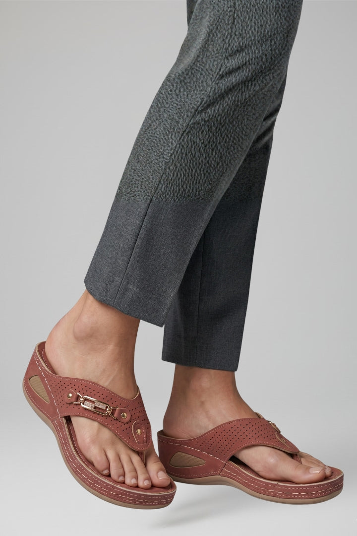 Vera | Women's Sandals | Adjustable Straps Cushioned Sole