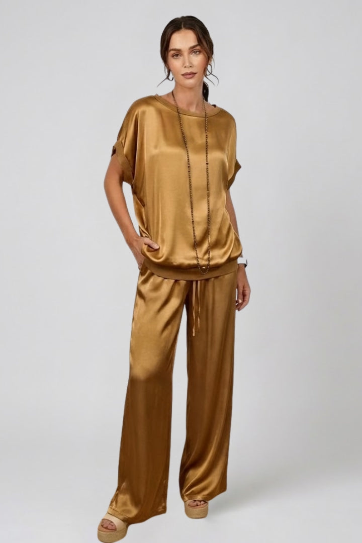 Opal | Women's Two Piece Set | Straight Cut