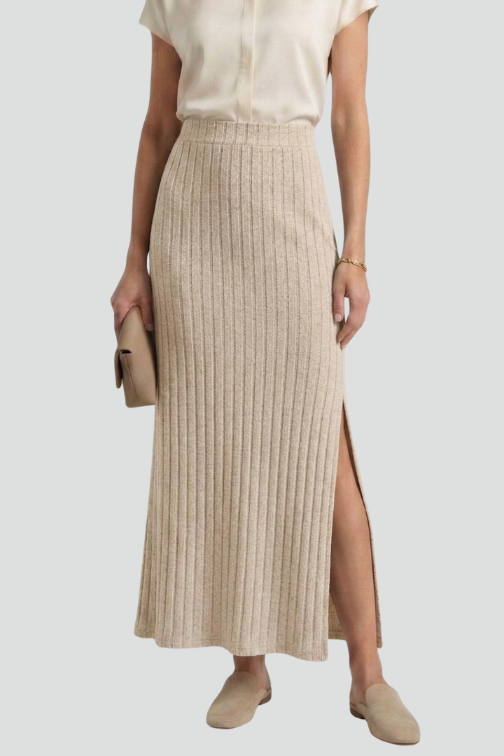 Penthesilea | Women's Maxi Skirt | High Waist Side Slit