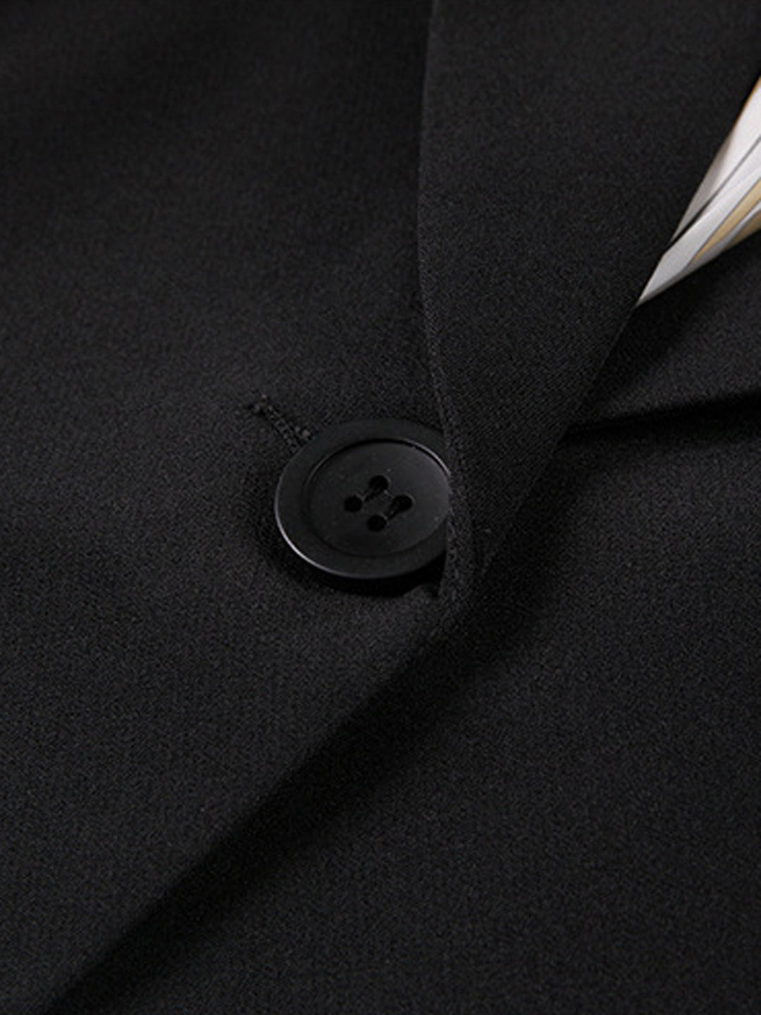 Eithne | Women's Cropped Blazer | Notched Lapel Button Minimalist