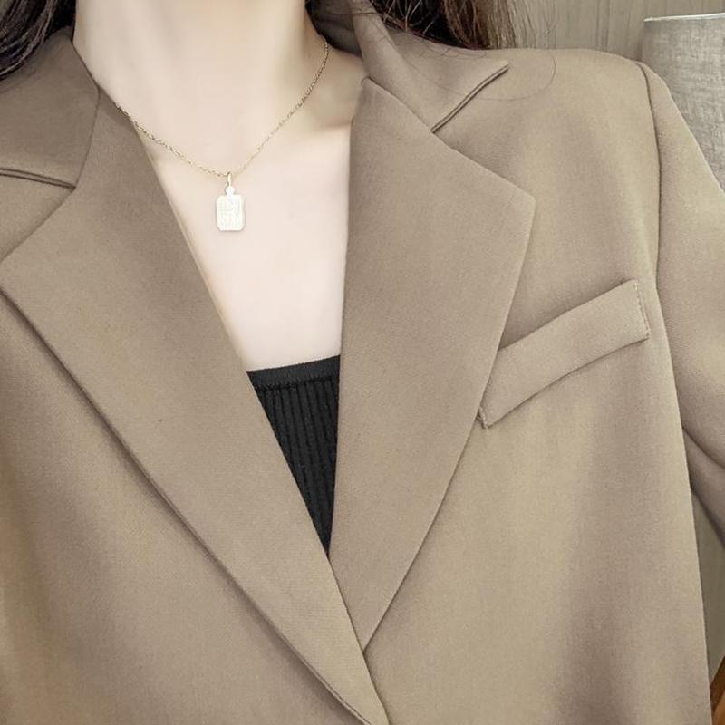 Walpurg | Women's Cropped Blazer | Notched Lapel Single Button Short