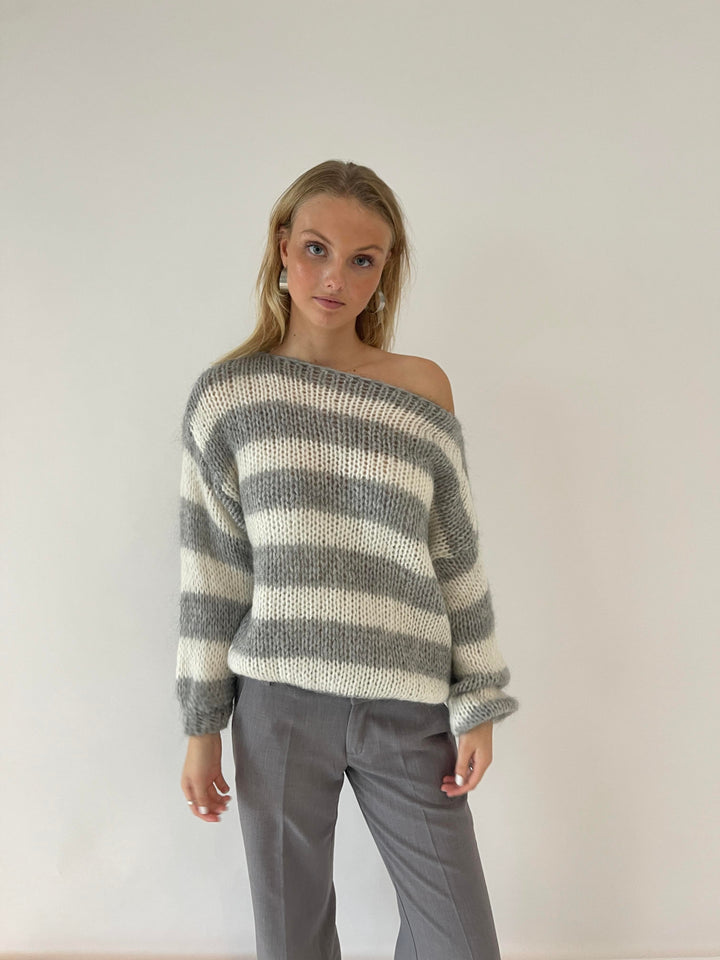 Semele | Women's Knitted Jumper | Striped Crew Neck Oversized