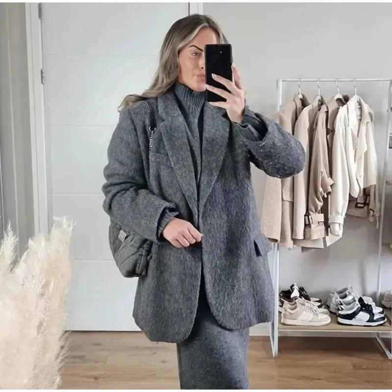 Rothlinde | Women's Oversized Blazer | Flap Pockets Notched Lapel