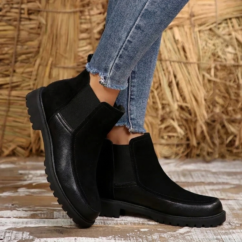 Kinborough | Women's Chelsea Ankle Boots | Stitch Detail Lug Sole Work