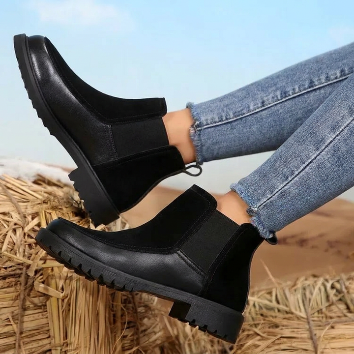 Kinborough | Women's Chelsea Ankle Boots | Stitch Detail Lug Sole Work