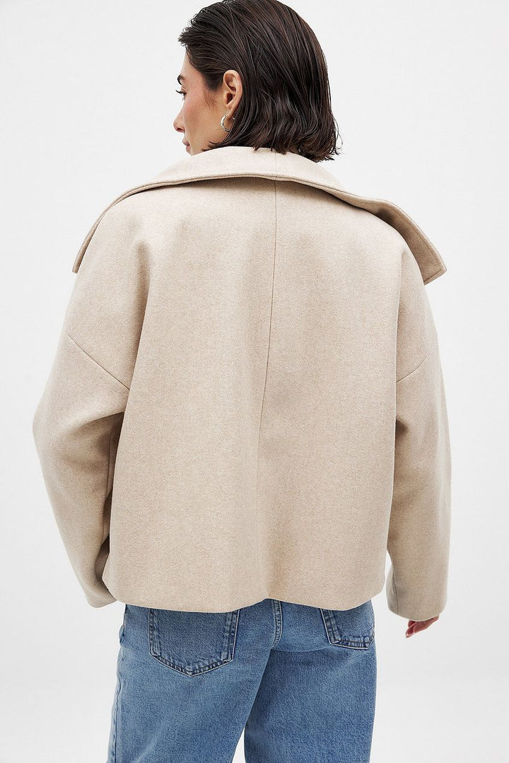 Malgorzata | Women's Cropped Trench Coat | Wide Lapel Double-Breasted Oversized