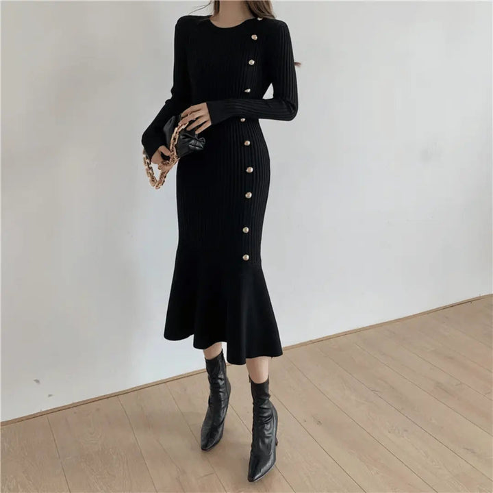 Trotula | Knit Midi Dress | Side Buttons Mermaid Hem