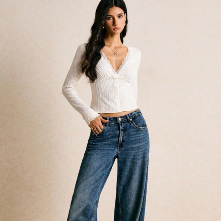 Elfriede | Women's Long Sleeve Crop Top | Scallop V Neck